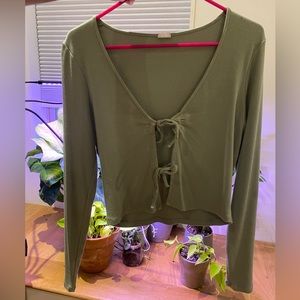 Aritizia Wilfred Free Only Tie-Front Longsleeve